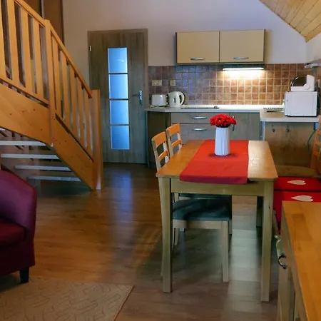 Vista Apartment *